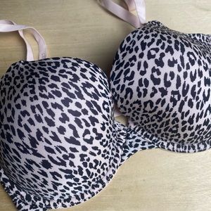 Victoria’s Secret The Nakeds lined Demi size 32DD